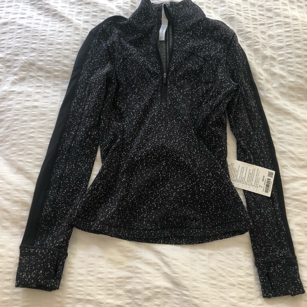 Lululemon Run Briskly 1/2 ZIP Size 6 NWT
